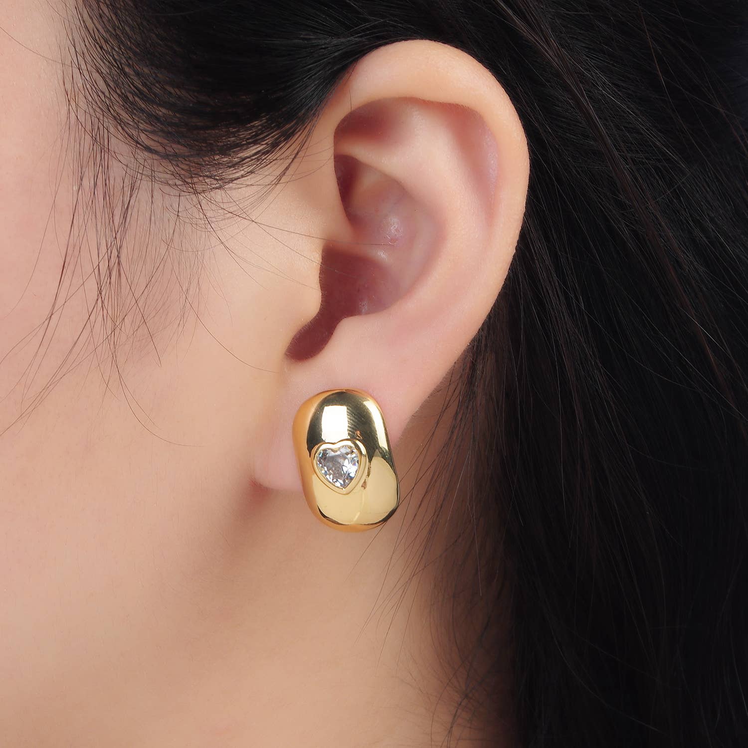 24K Gold Filled CZ Heart Dome Bar Stud Earrings | Q-350