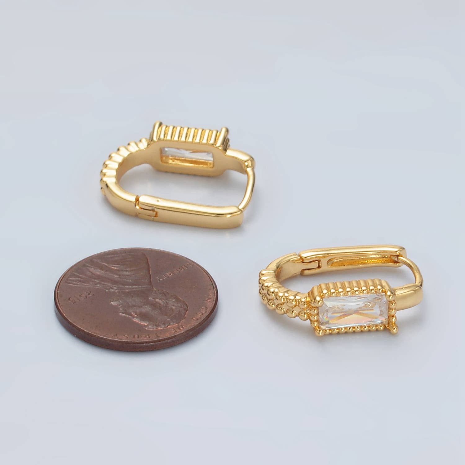 24K Gold Filled Baguette Oblong Huggie Hoop Earrings | T-093